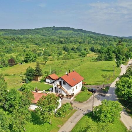 Guest House Family Dukic Rakovica Extérieur photo